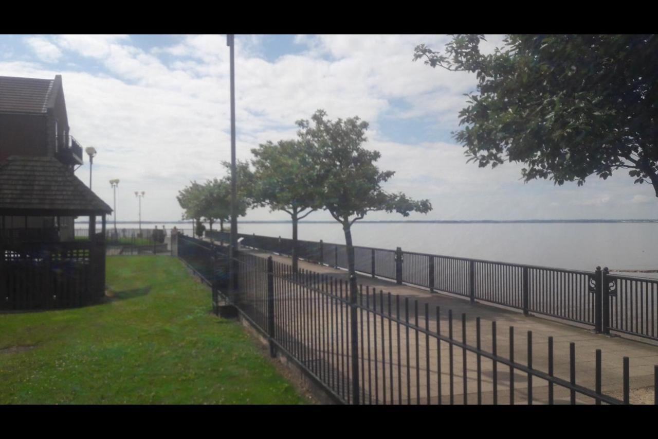 Hullidays Victora Dock- Refurbished 2024 Apartment