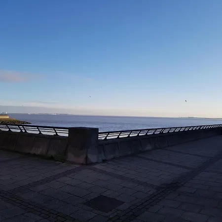 Hullidays Victora Dock- Refurbished 2024 Appartement Kingston upon Hull Buitenkant foto