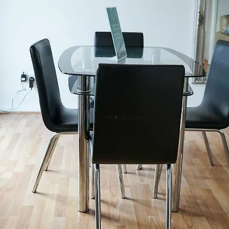 Hullidays Victora Dock- Refurbished 2024 Appartement Kingston upon Hull Buitenkant foto